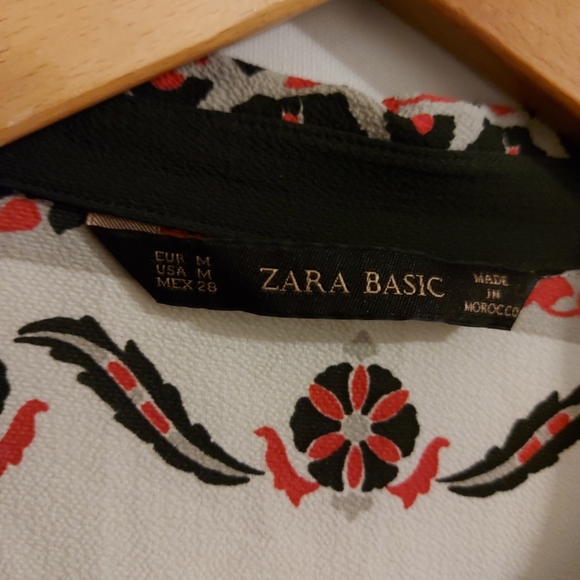 ZARA Basic Moroccan print blouse - Picture 2 of 4